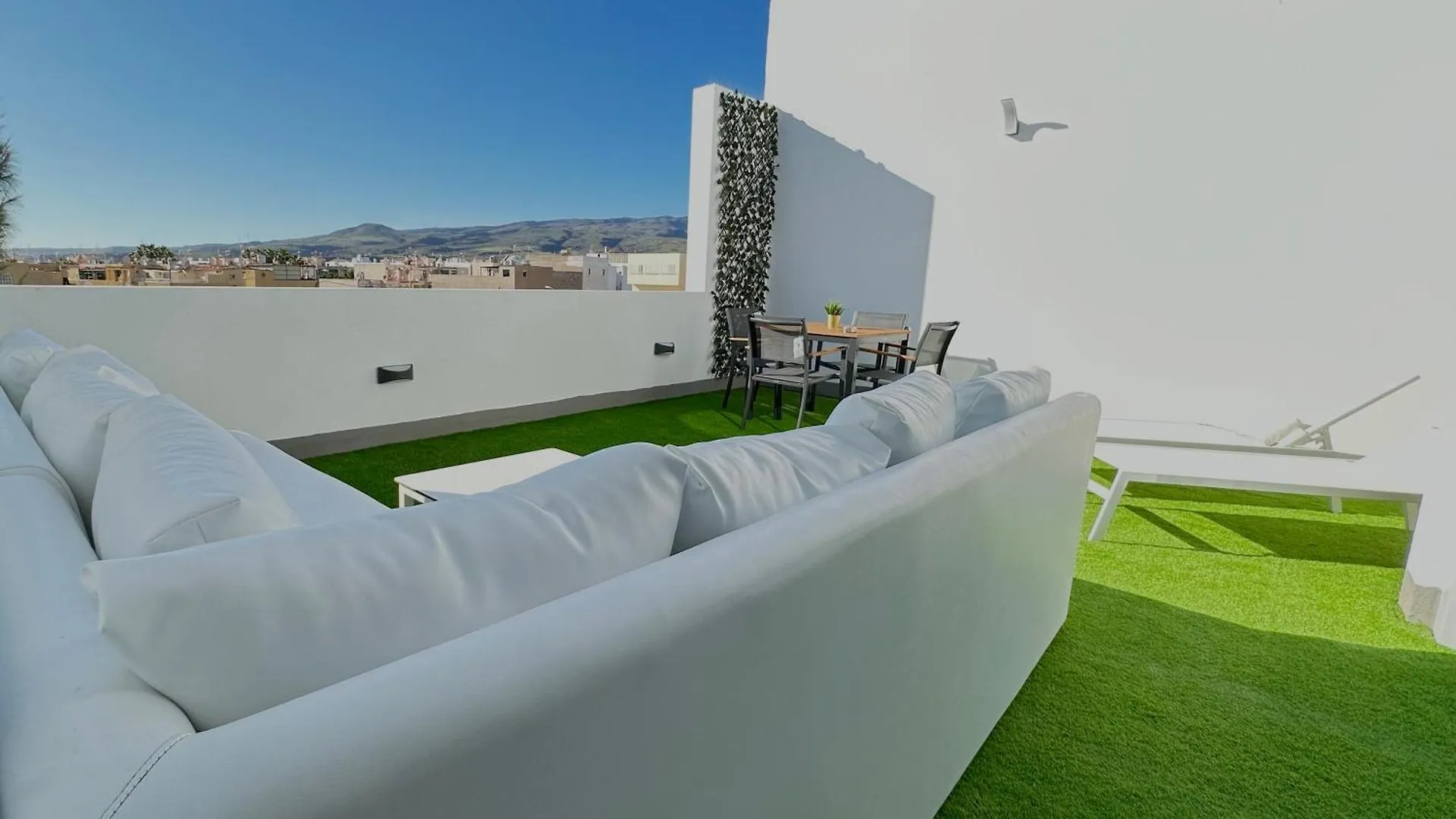 Castillo del Romeral Suites Verano Azul דירה Castillo del Romeral